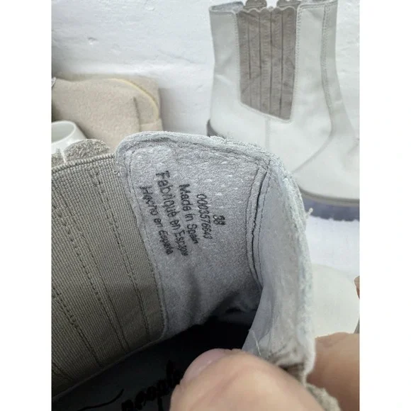 Free People James Chelsea Boots Leather Cushioned Cream Womens EUR 38 US 8 - Picture 7 of 7